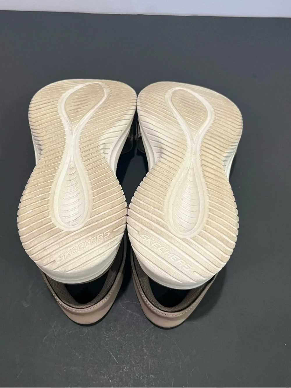 Sketchers Tan Elastic Strap Slip-In Lightweight Cushion Women's Casual Sandals - Picture 7 of 10